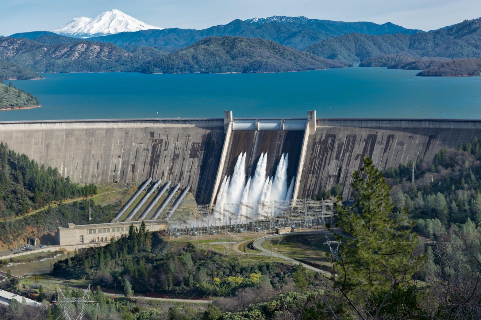 Potencia de la central hidroeléctrica