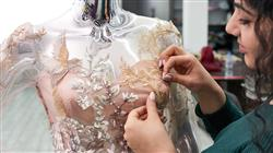 estudiar curso profesional relacion moda arte Tech Universidad