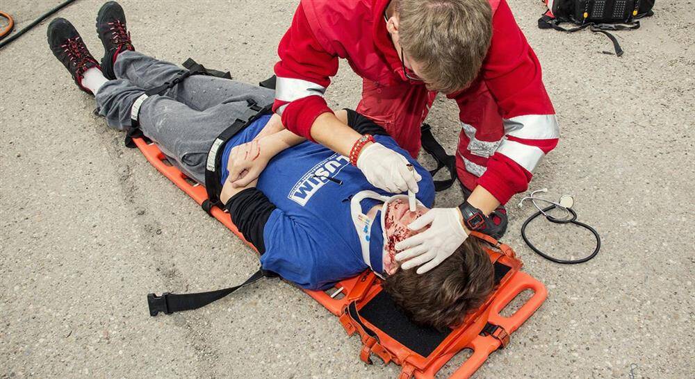 posgrado técnicas de enfermería en emergencias