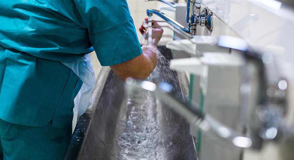 especializacion cirugía ginecológica y urológica para enfermería
