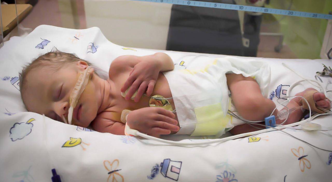 Postgrado en Cuidados Críticos Neonatales para Enfermería