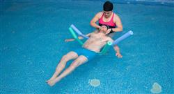especializacion fisioterapia acuática para poblaciones especiales