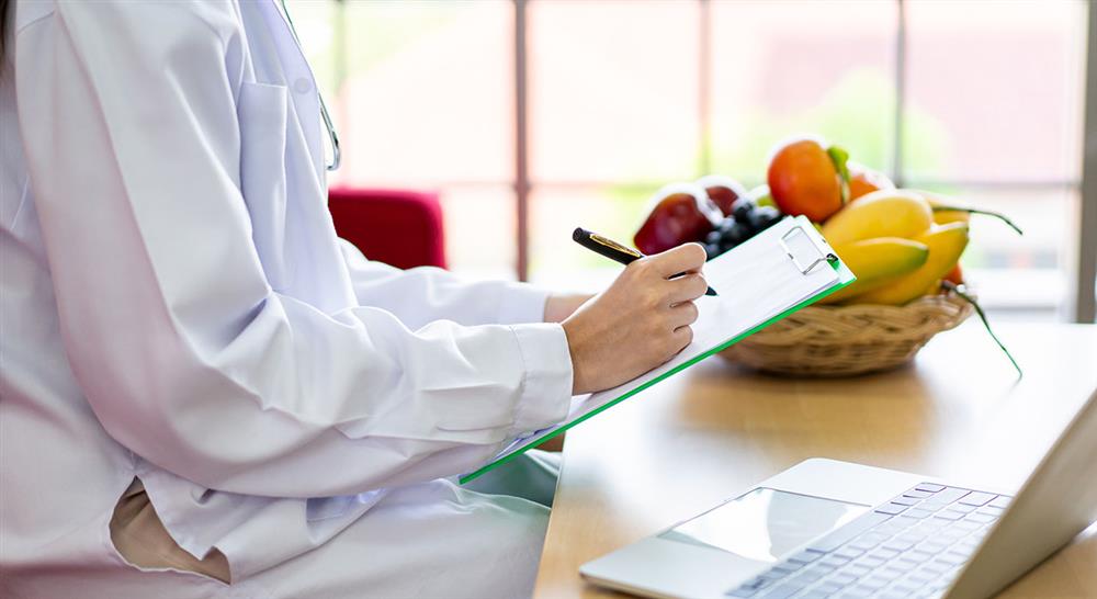 Especialización en Nutrición Clínica y Dietética Hospitalaria