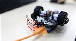 formacion trabajando con robots en infantil “no para aprender robótica sino para aprender con robótica”