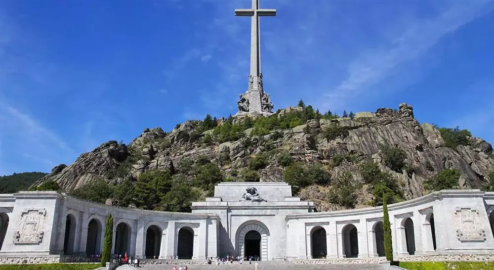 formacion enseñanza de la crisis del estado liberal y guerra civil española