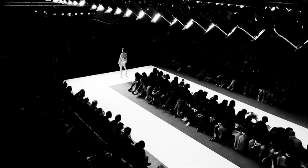 formacion experto comunicacion moda belleza lujo Tech Universidad