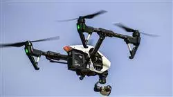 estudiar comunicaciones aeronauticas drones Tech Universidad