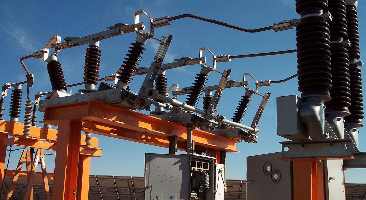 Curso Universitario in Maintenance of High Voltage Transmission Lines