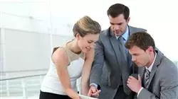 apprendimento misto master semipresenziale business consulting Tech Universidad