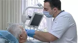apprendimento misto master semipresenziale odontoiatria pazienti bisogni specifici Tech Universidad