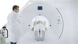 practicas master actualizacion tecnicas diagnosticas terapeuticas radiologia Tech Universidad