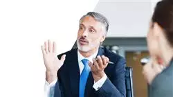 prasenzstudium mba management unternehmenskommunikation cco chief communications officer Tech Universidad