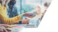 praxisorientierte ausbildung werbekommunikation Tech Universidad