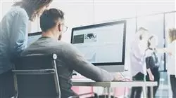 stage universitari social media management community manager Tech Universidad